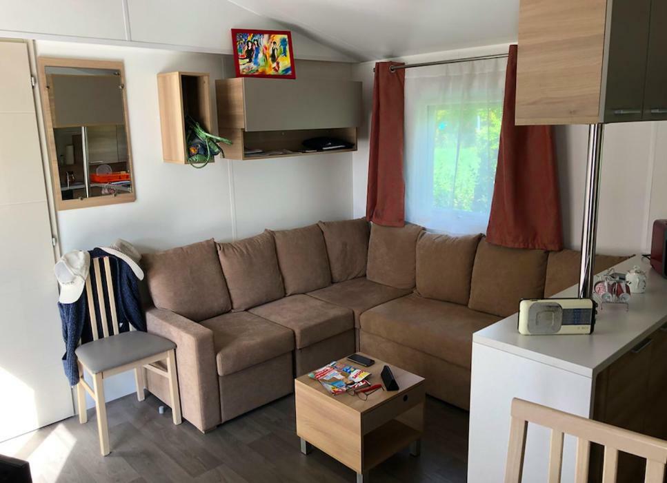 Mobil Home Proche Du Plan D'Eau D'Embrun Exterior foto