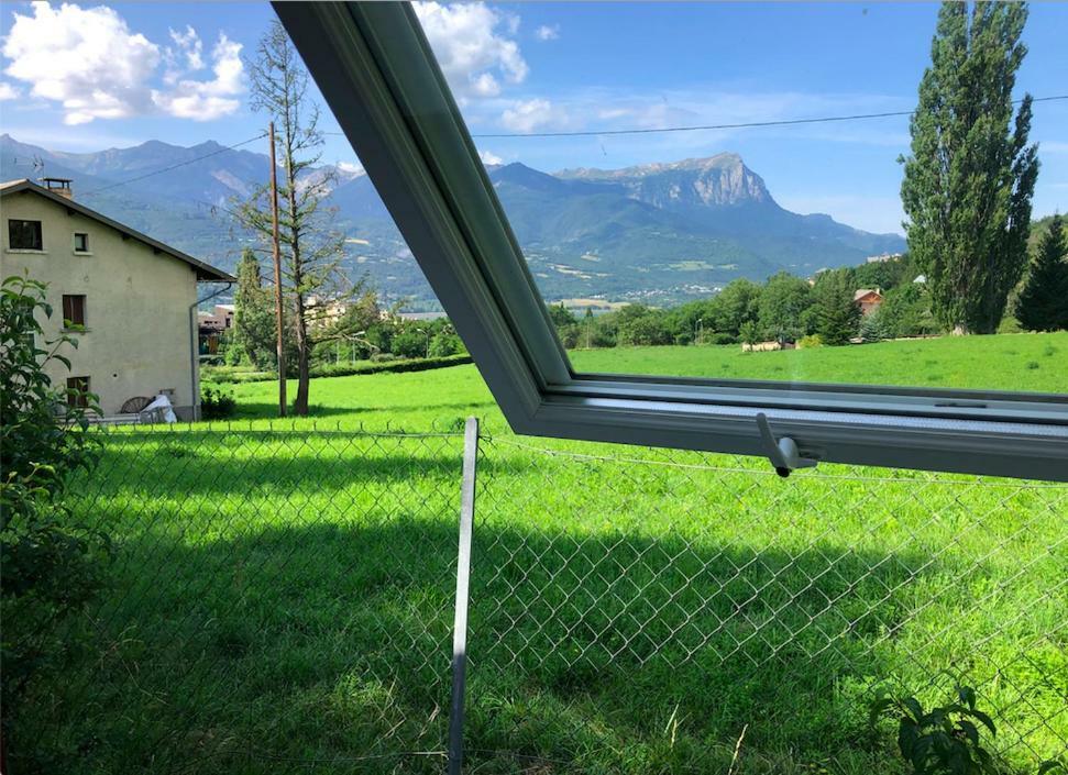 Mobil Home Proche Du Plan D'Eau D'Embrun Exterior foto